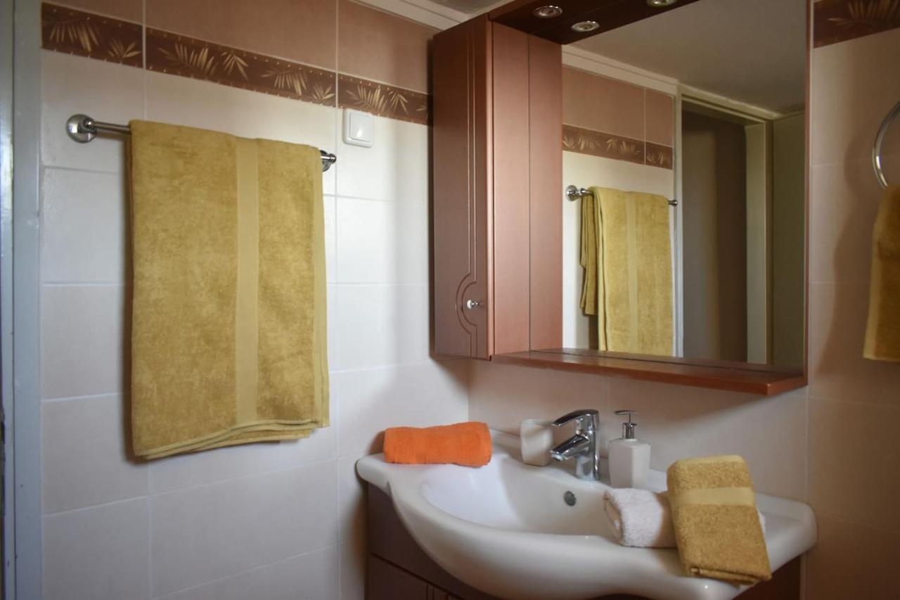 Seaside Apartments Nea Iraklia Buitenkant foto