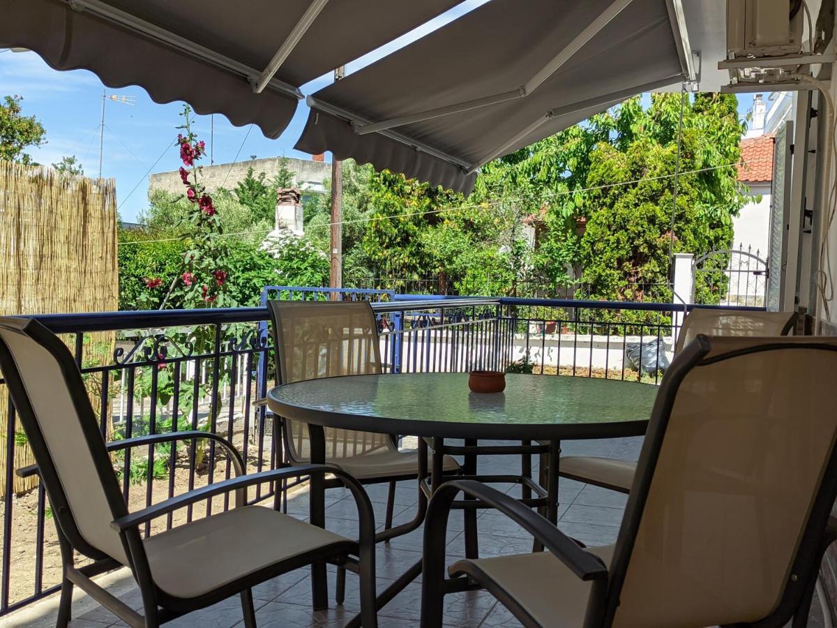 Seaside Apartments Nea Iraklia Buitenkant foto