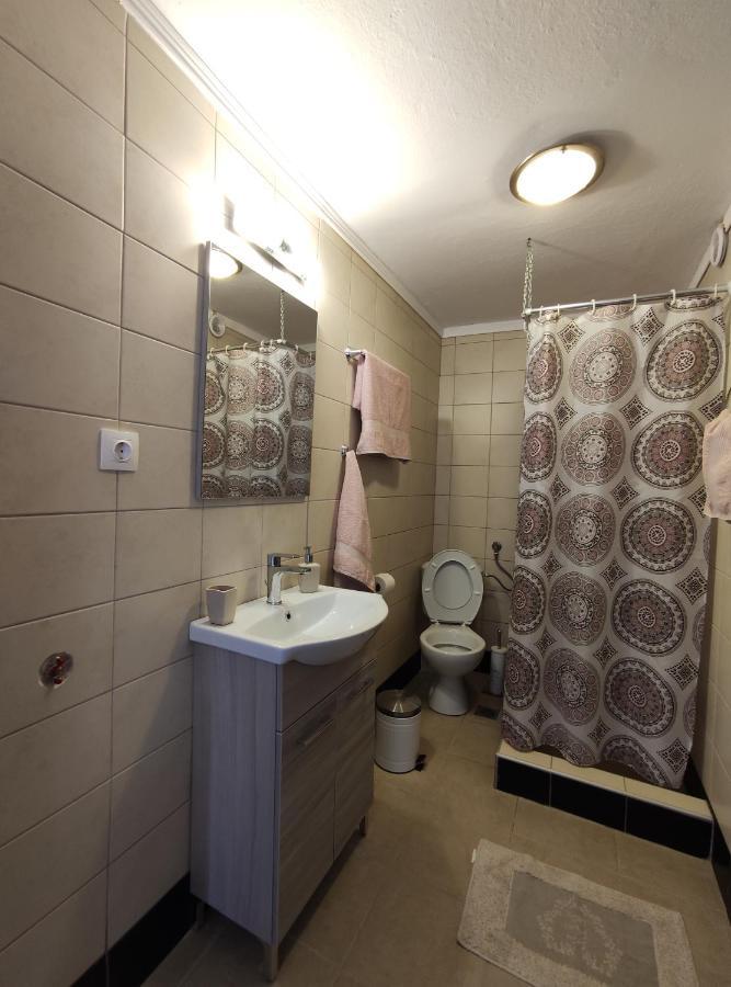 Seaside Apartments Nea Iraklia Buitenkant foto
