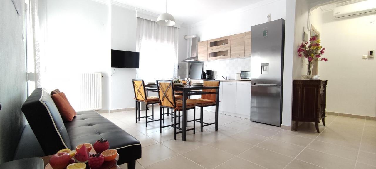 Seaside Apartments Nea Iraklia Buitenkant foto