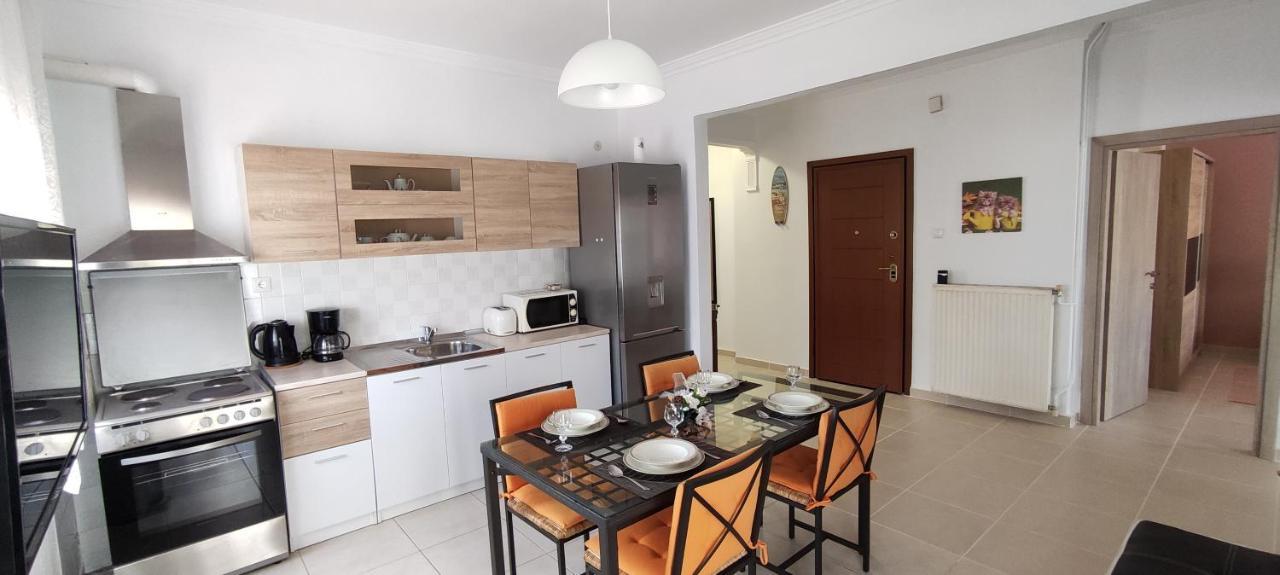 Seaside Apartments Nea Iraklia Buitenkant foto