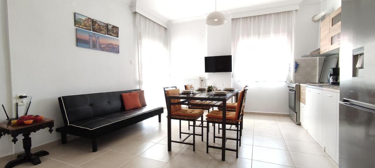 Seaside Apartments Nea Iraklia Buitenkant foto
