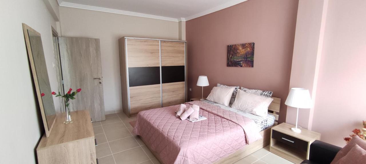 Seaside Apartments Nea Iraklia Buitenkant foto
